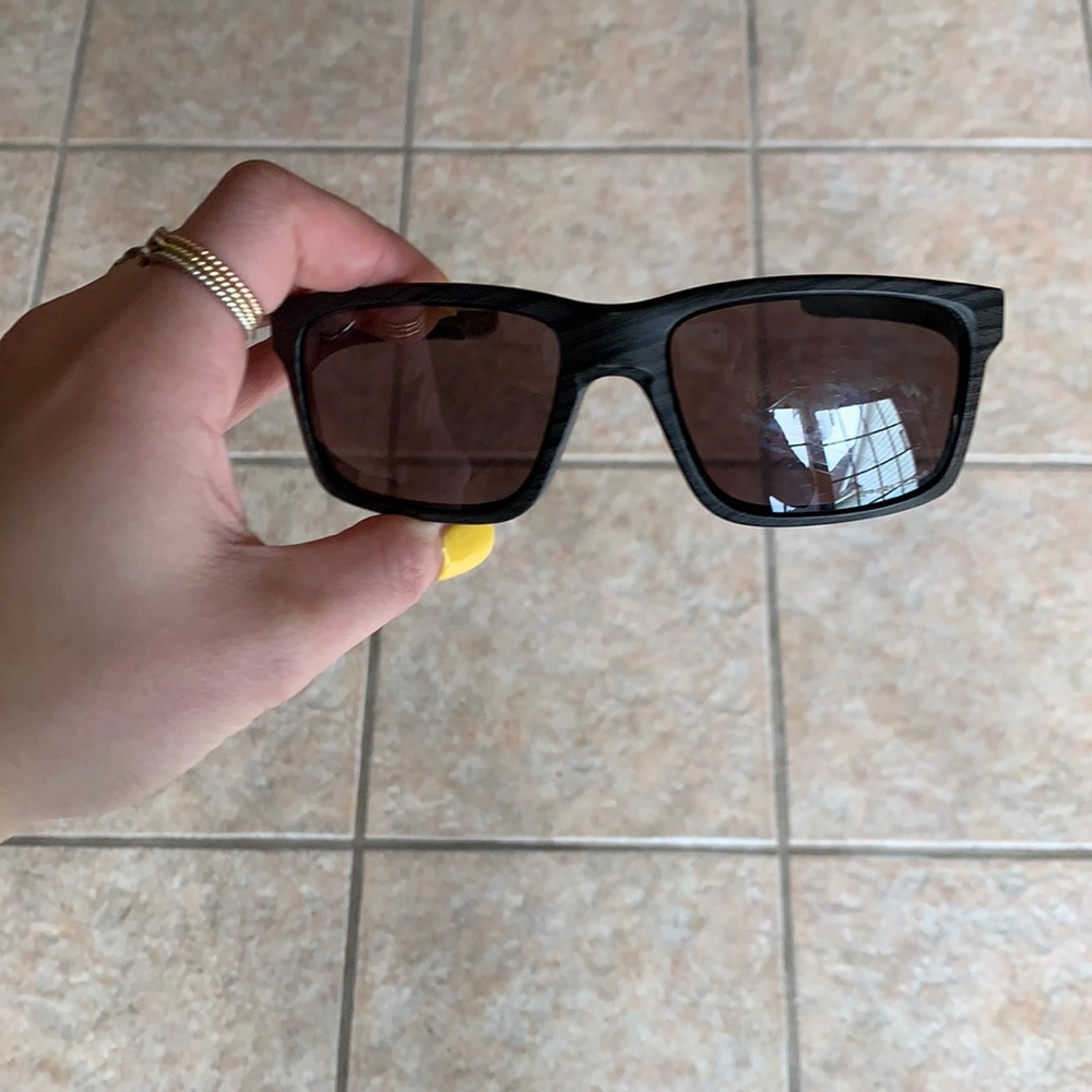 Oakley Mainlink Men’s Sunglasses, Polarized